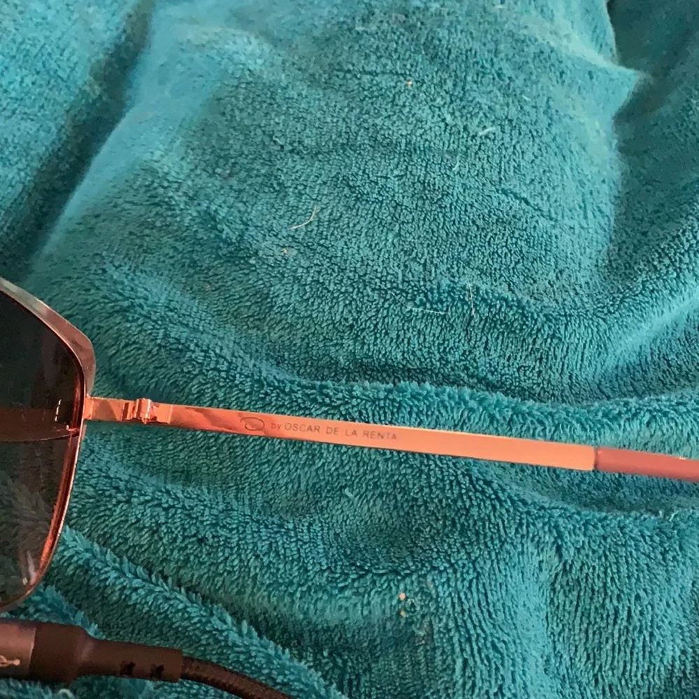 Oscar‎ De La Renta Cat Eye Sunglasses